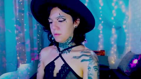 LANNIE   online show from March 4, 3:42 pm