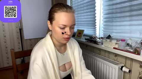 Hello My name is Lola online show from April 12, 9:02 am