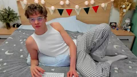 Fandi online show from January 21, 2:37 pm