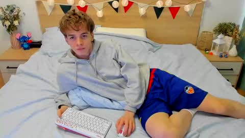 Fandi online show from February 28, 11:47 am