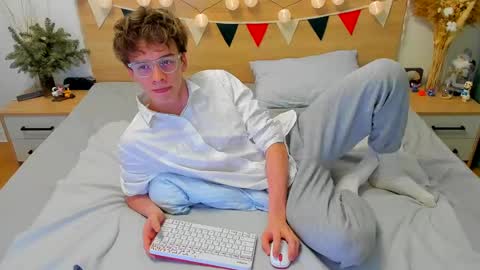 Fandi online show from January 24, 7:51 am