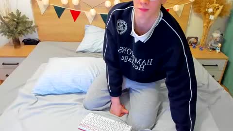 Fandi online show from January 23, 6:35 pm