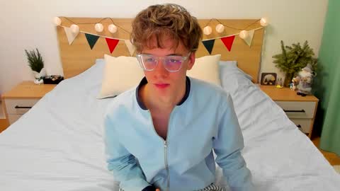 Fandi online show from January 12, 5:44 pm