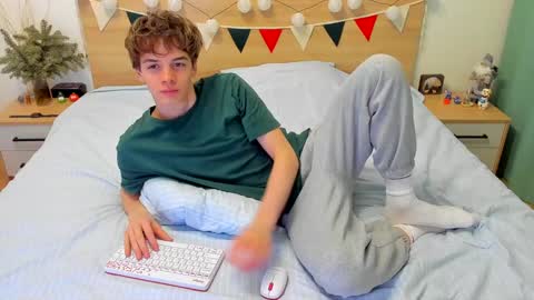 Fandi online show from February 8, 5:18 am