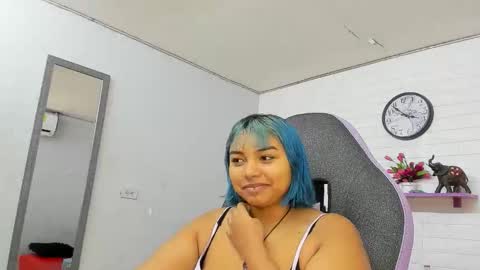 Lara online show from October 23, 3:46 pm