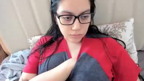 lara online show from March 23, 6:35 pm