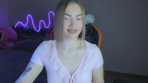 LaraKrein lk online show from December 15, 4:47 pm