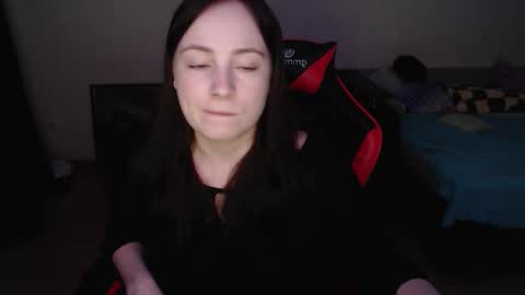 Laralianna online show from March 4, 4:42 am