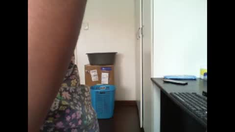 laralovex online show from December 5, 11:33 am