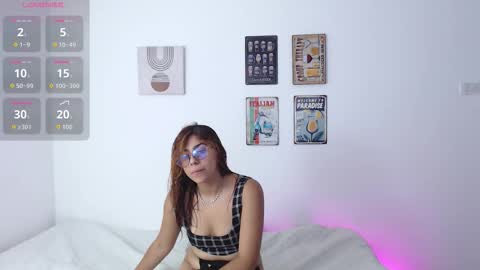 laramucci online show from September 24, 7:42 pm