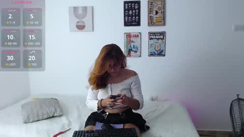 laramucci online show from September 15, 11:50 pm