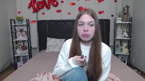 LaraPika online show from February 11, 8:18 am