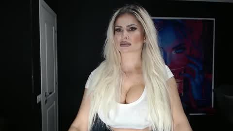 laras_moans online show from January 12, 10:44 am