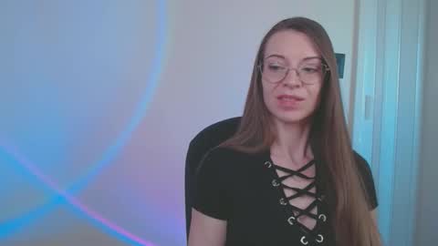 larawintersxxx online show from March 14, 2:54 pm