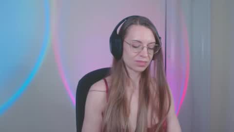 larawintersxxx online show from February 9, 11:51 pm