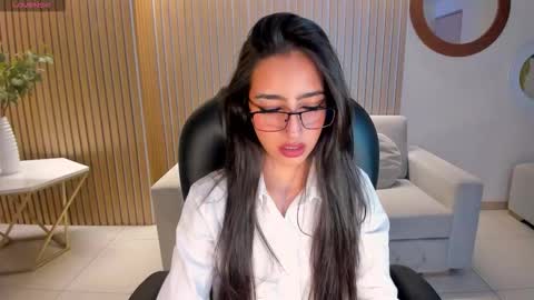 Larisa Smirnov online show from October 21, 4:06 am