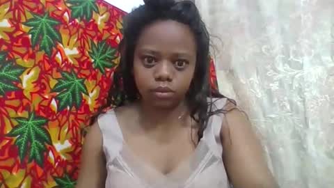 larissa645771 online show from June 8, 2:12 am