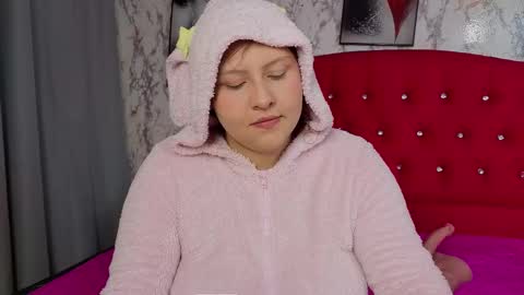 larissa_antonella online show from February 7, 4:26 am