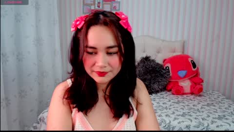 Snapshot of larissalove_doll chatting on February 2, 7:14 pm Larissas online show from February 2, 7:14 pm
