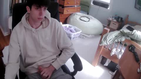 Snapshot of larrymcberran2 chatting on October 2, 5:01 pm larrymcberran2 online show from October 2, 5:01 pm