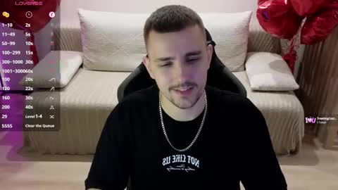 Lars online show from November 18, 9:18 pm