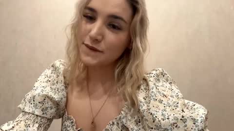 Betty online show from February 26, 10:02 pm