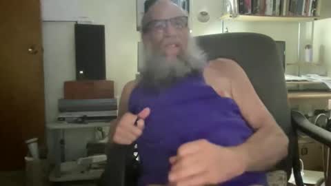 chris online show from March 30, 4:23 am