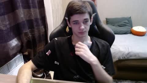 Snapshot of last_kenny chatting on October 24, 11:44 am Kenny online show from October 24, 11:44 am
