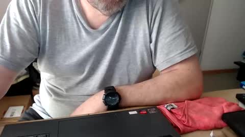 Andreas  Latexlover  online show from April 3, 2:46 pm