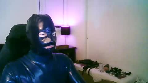 latexminheadroom online show from October 1, 2:10 am