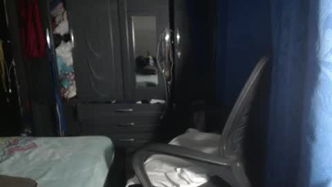 latin_big_boobs online show from November 20, 2:32 am