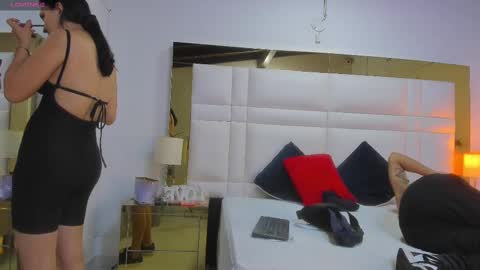 Johana y Santiago online show from March 6, 3:57 am
