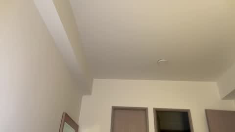 Hi -  online show from October 30, 7:42 am