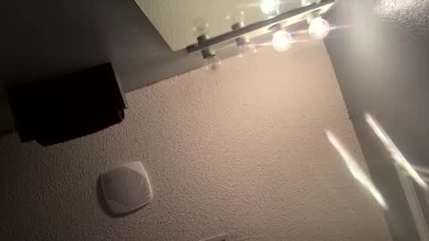 latinlover199518 online show from November 10, 11:46 am