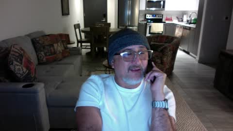 QS - INDEPENDENT MODEL online show from February 7, 2:51 am