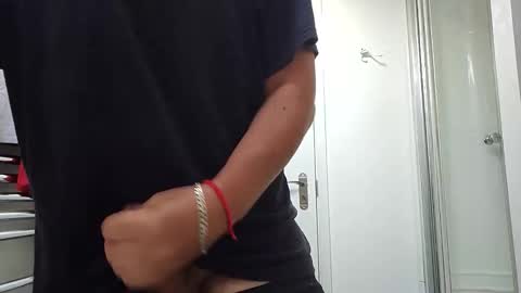 latino8484 online show from November 9, 9:13 am