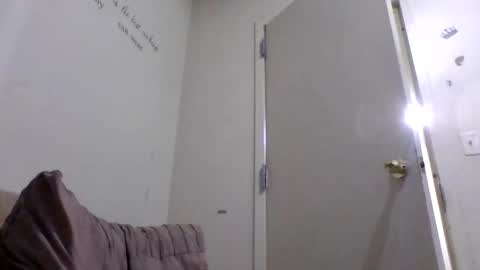 latinobooty66 online show from December 3, 1:15 am