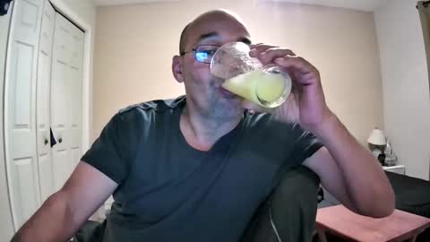 latinoinfla online show from November 14, 2:14 am