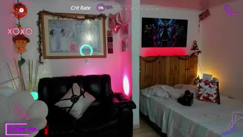 laujgray online show from February 13, 7:13 am