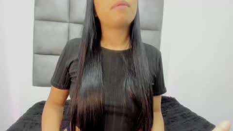 Snapshot of laura__js_ chatting on September 17, 1:36 pm laura__js_ online show from September 17, 1:36 pm