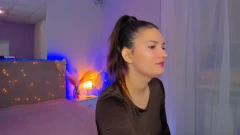 Laura online show from March 18, 6:08 am