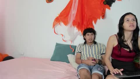 laura_and_kevin online show from October 18, 4:11 pm