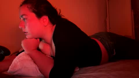 laura online show from February 14, 3:31 am