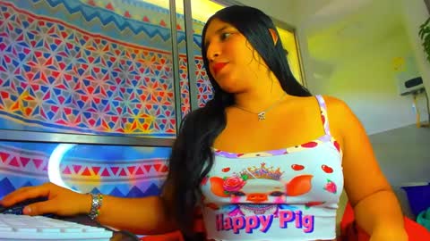 Snapshot of laura_goddess_ts chatting on September 21, 3:49 pm laura_goddess_ts online show from September 21, 3:49 pm
