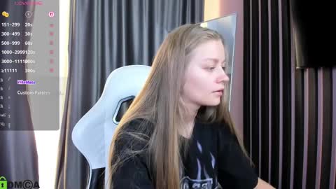 Laura online show from April 19, 9:54 am