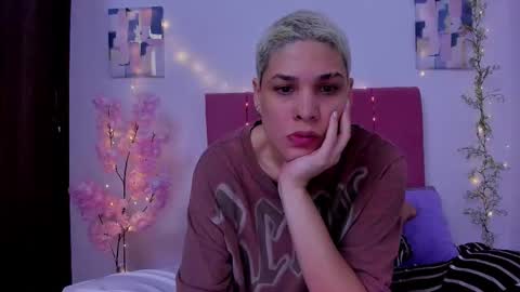 Laura Rose online show from September 18, 2:59 am