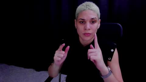 Laura Rose online show from September 17, 12:25 am