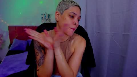 Laura Rose online show from October 2, 12:31 am