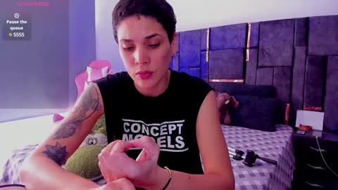 Laura Rose online show from March 10, 7:07 pm