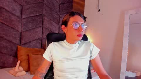 Snapshot of lauraagomezz__ chatting on January 29, 1:37 am lauraagomezz__ online show from January 29, 1:37 am